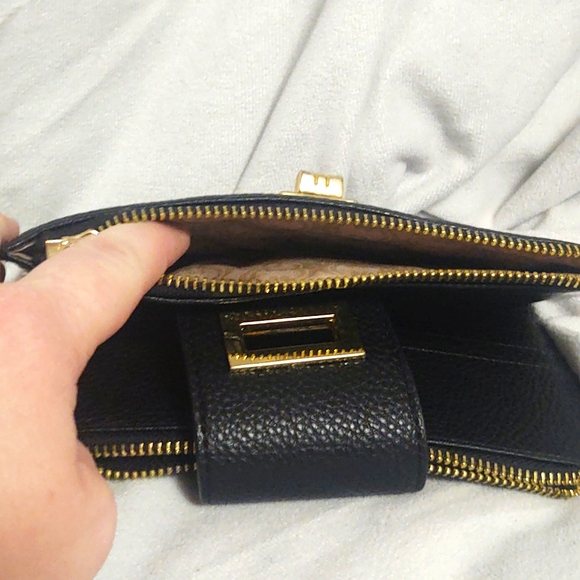 Wallet - Picture 4 of 4